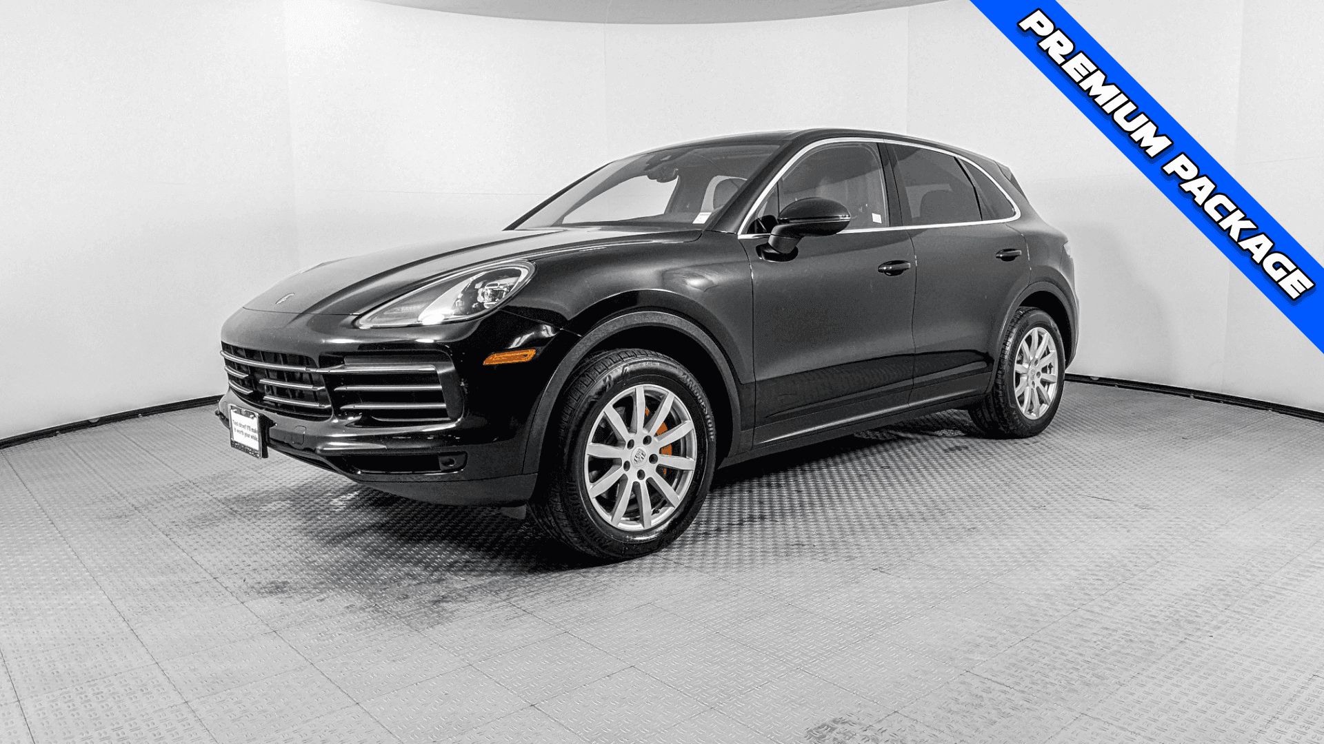 2019 PORSCHE CAYENNE