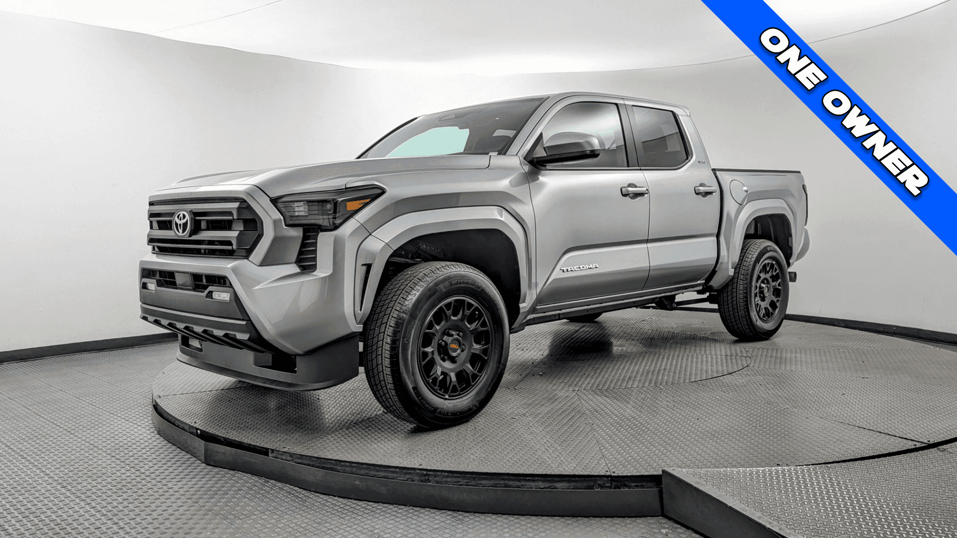 2025 TOYOTA TACOMA 2WD