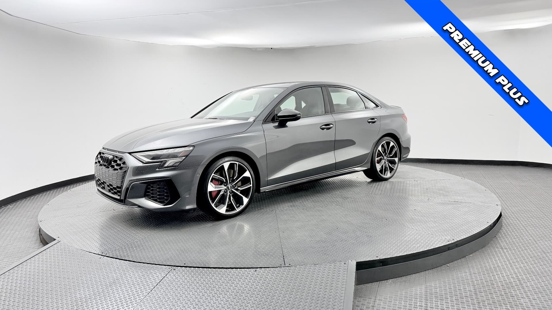 2022 AUDI S3