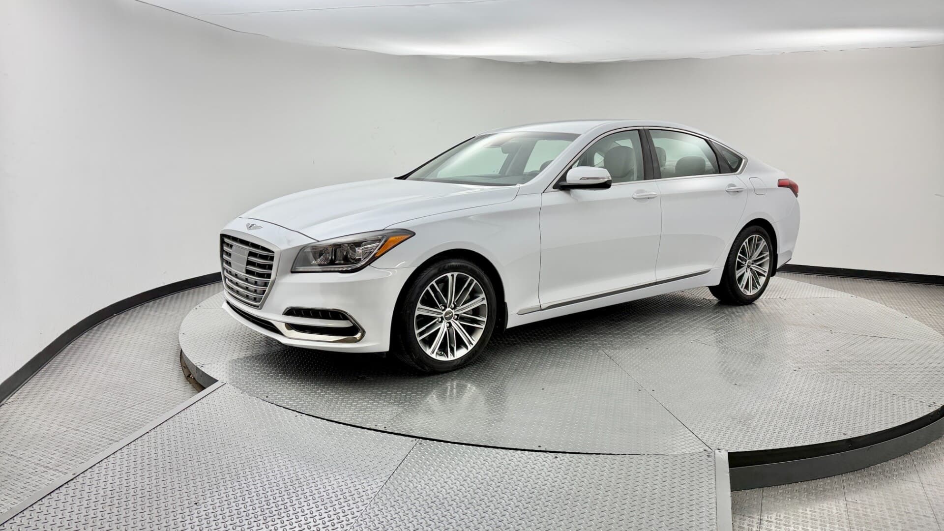 2018 GENESIS G80