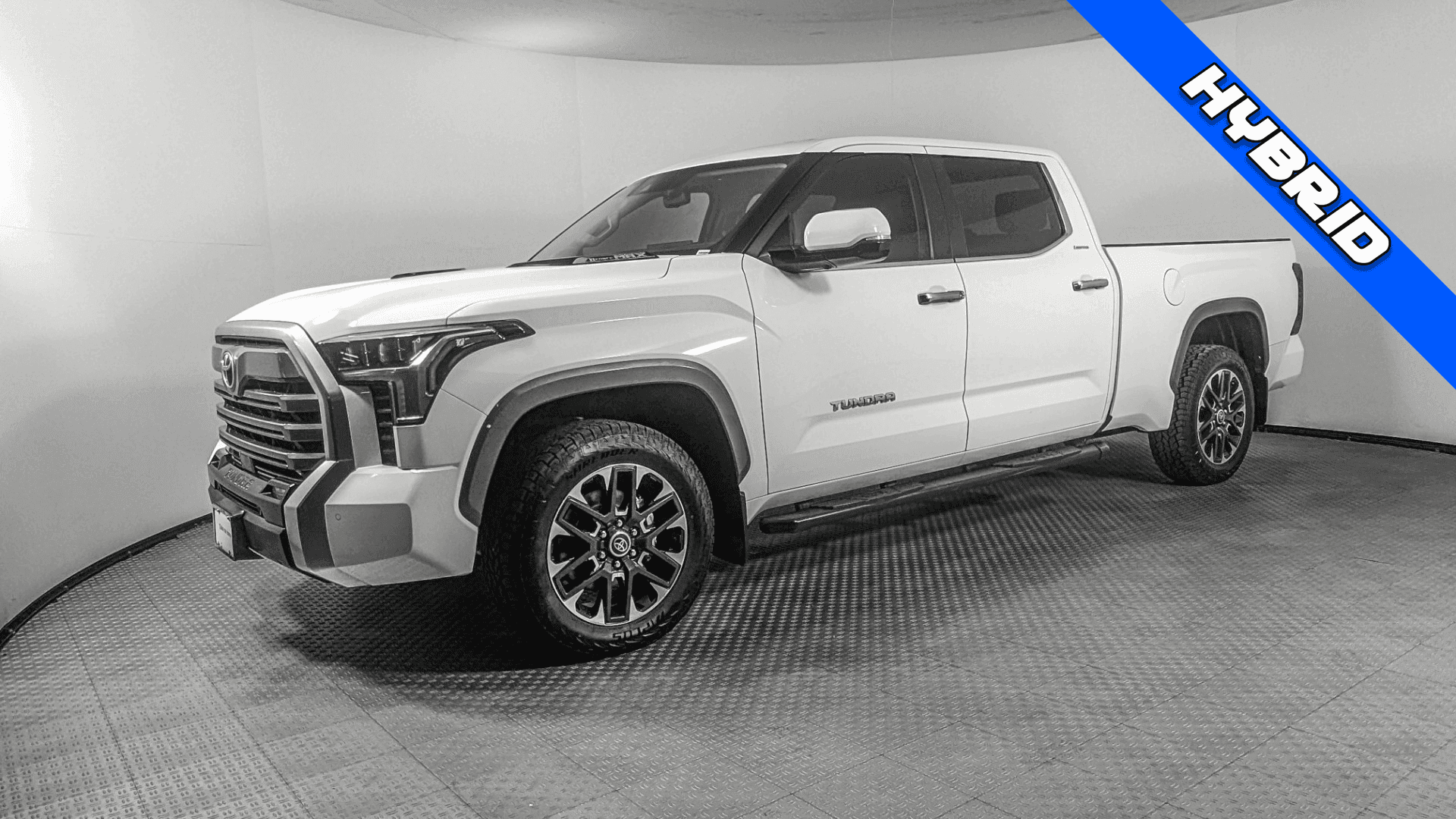 2024 TOYOTA TUNDRA 4WD