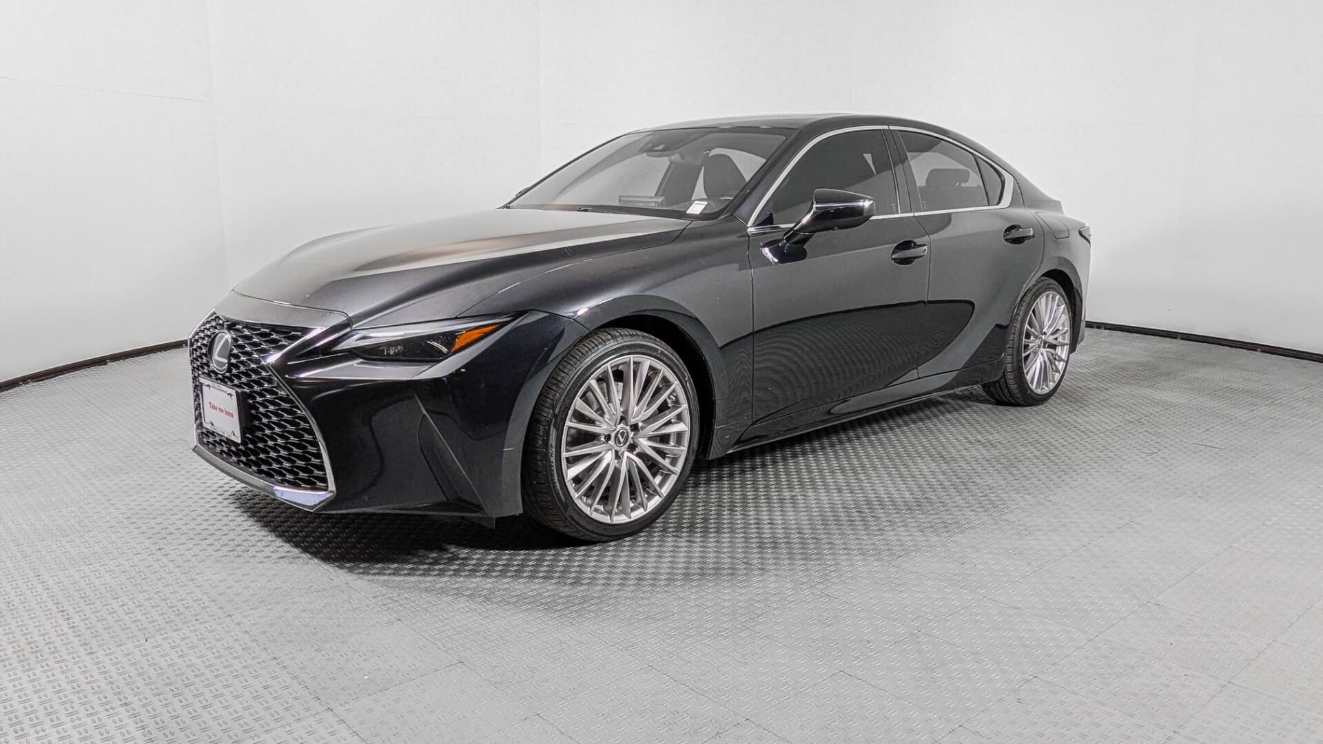 2022 LEXUS IS