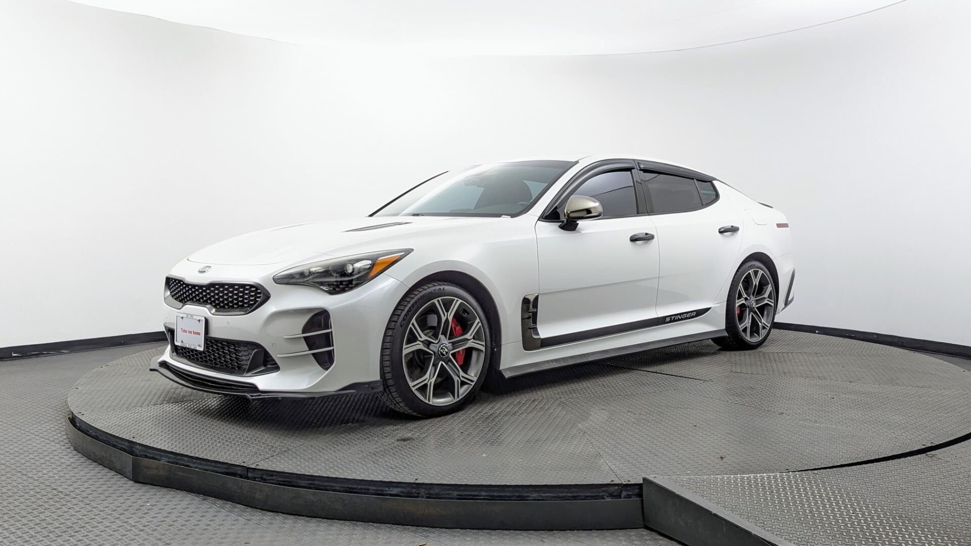2019 KIA STINGER