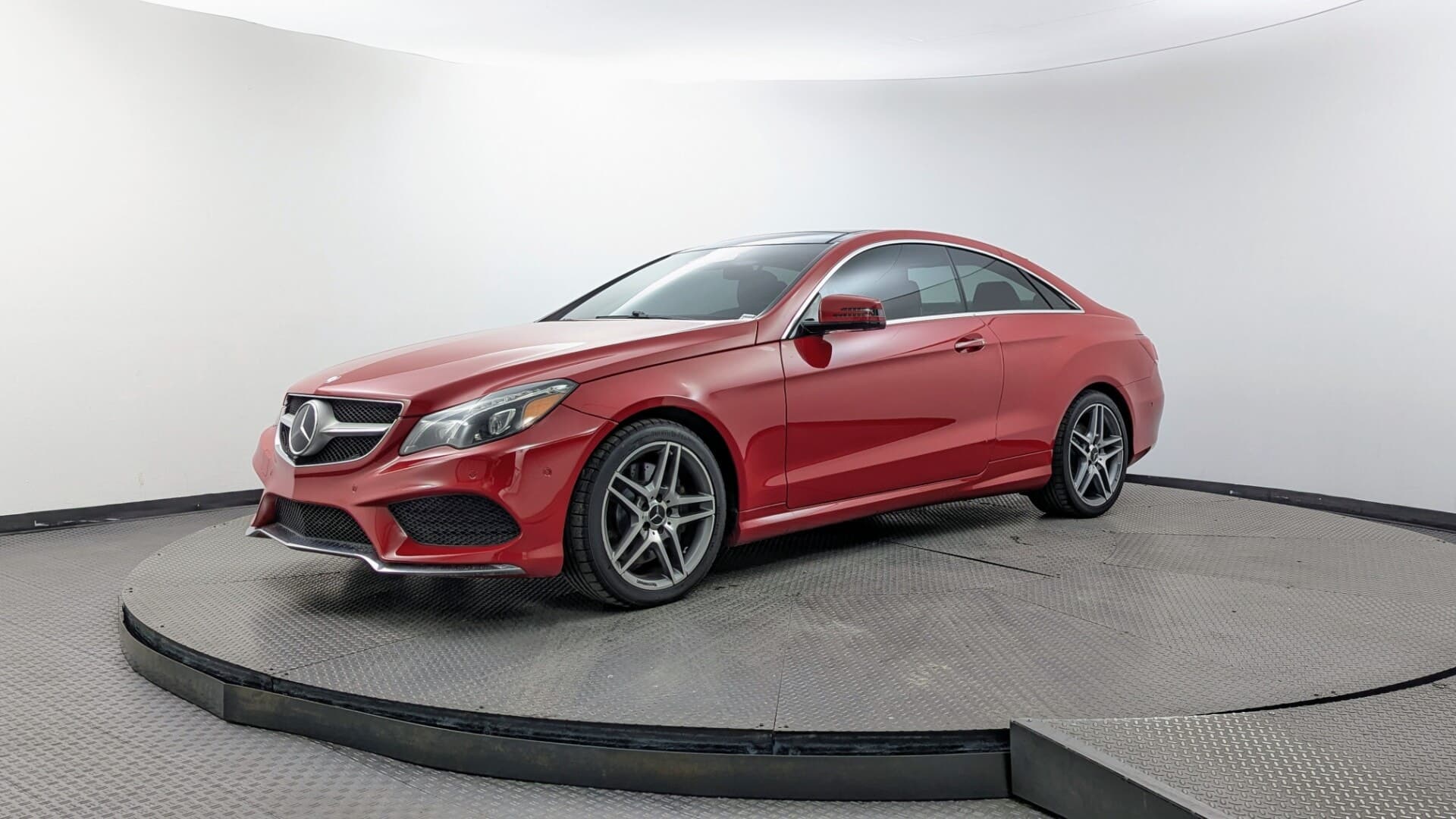 2015 MERCEDES-BENZ E-CLASS E 550 photo 1