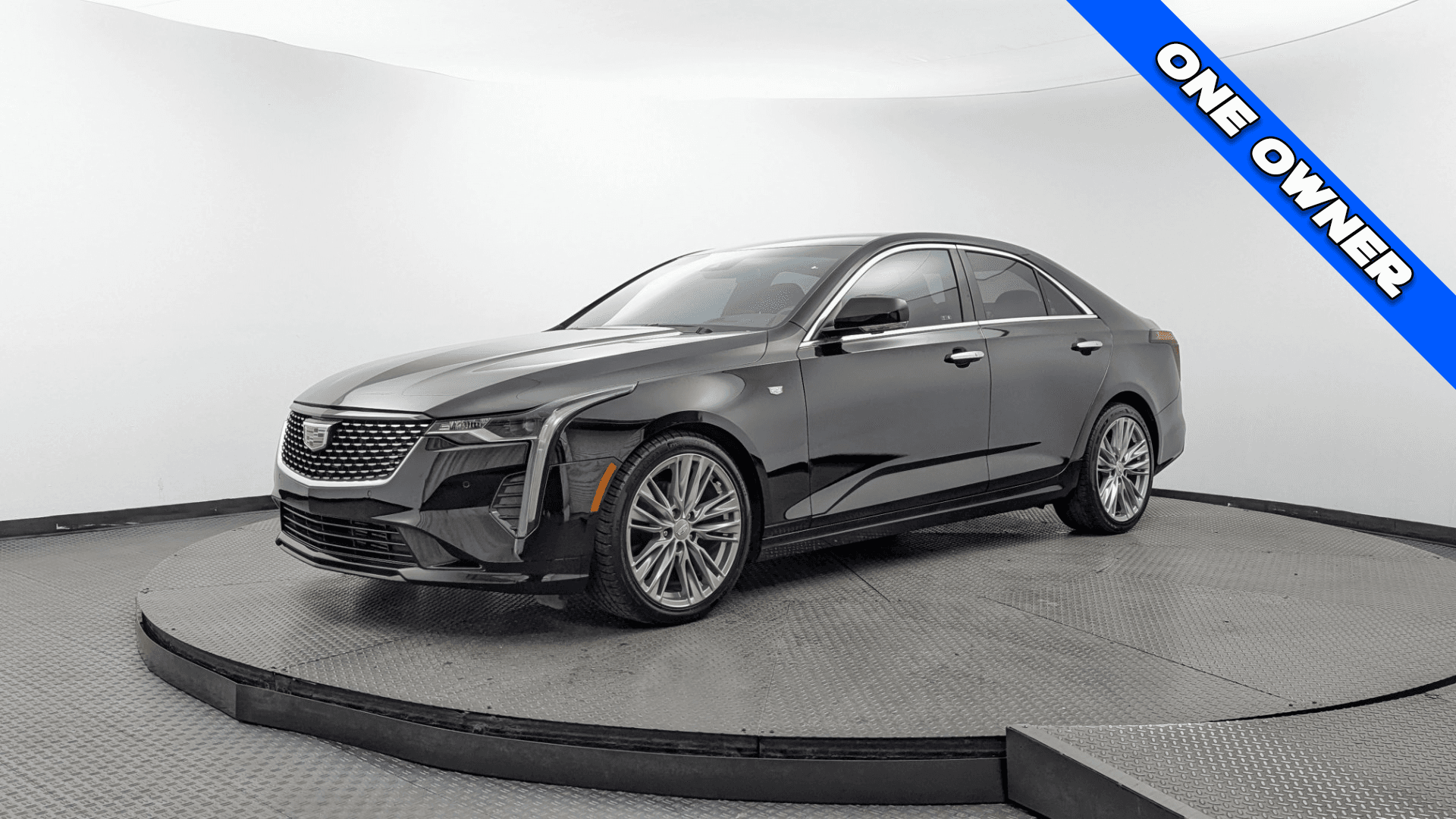 2022 CADILLAC CT4