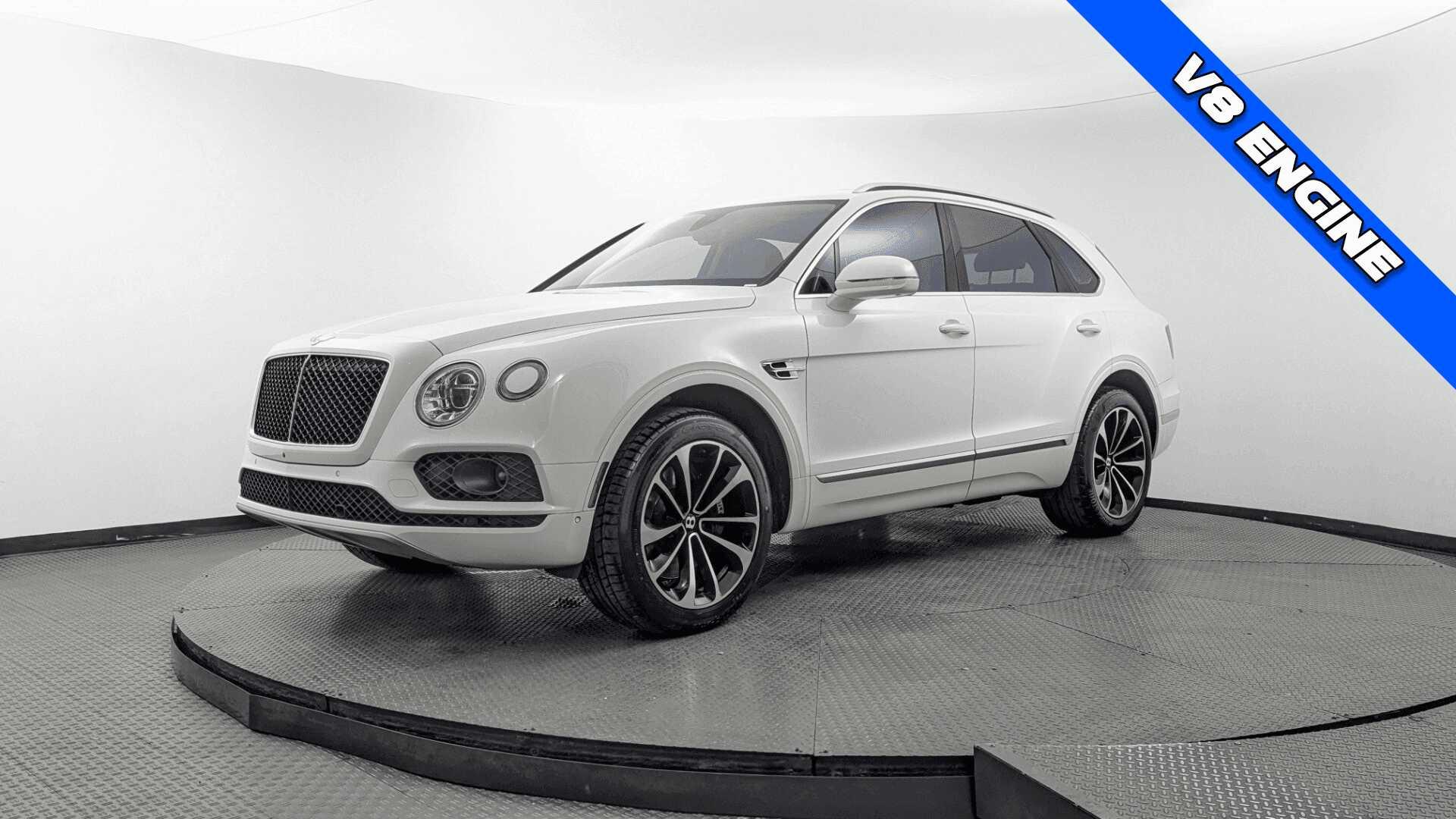 2019 BENTLEY BENTAYGA V8 photo 1