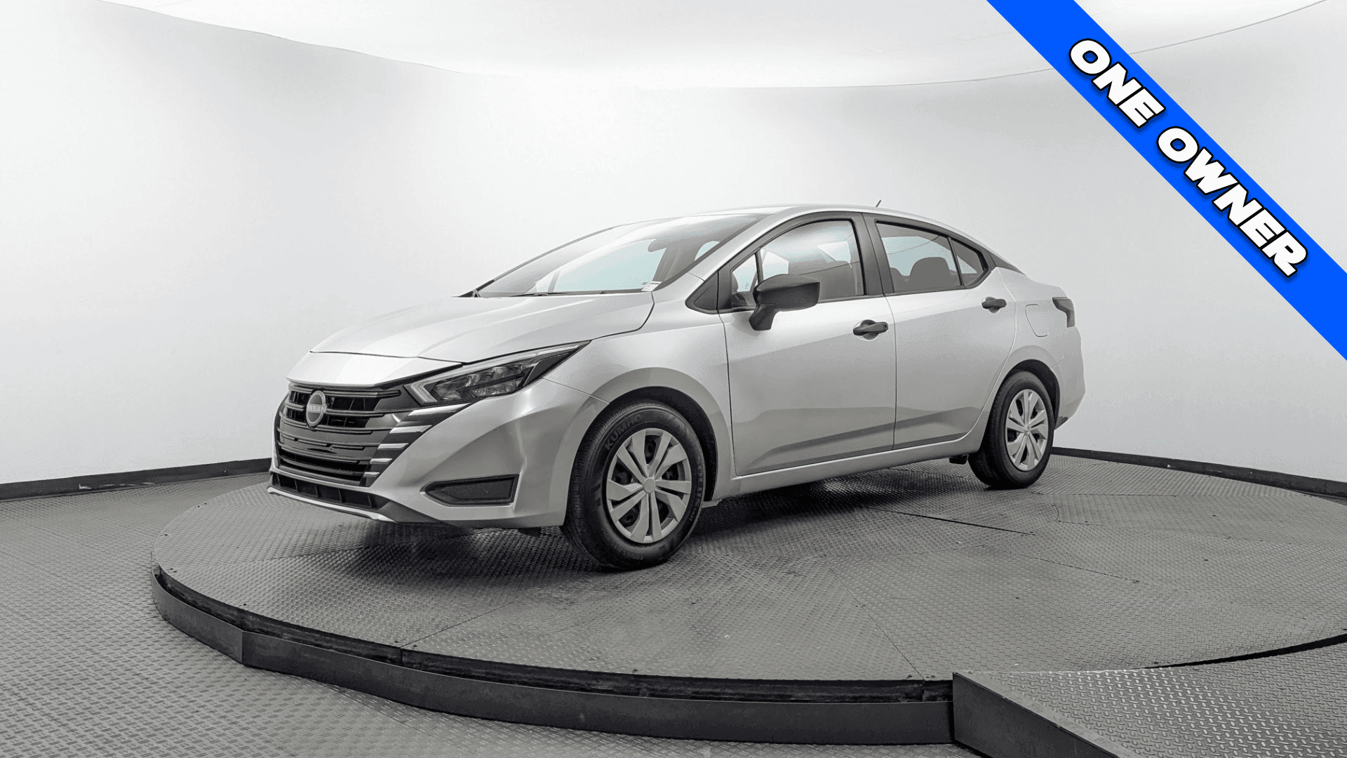 2025 NISSAN VERSA