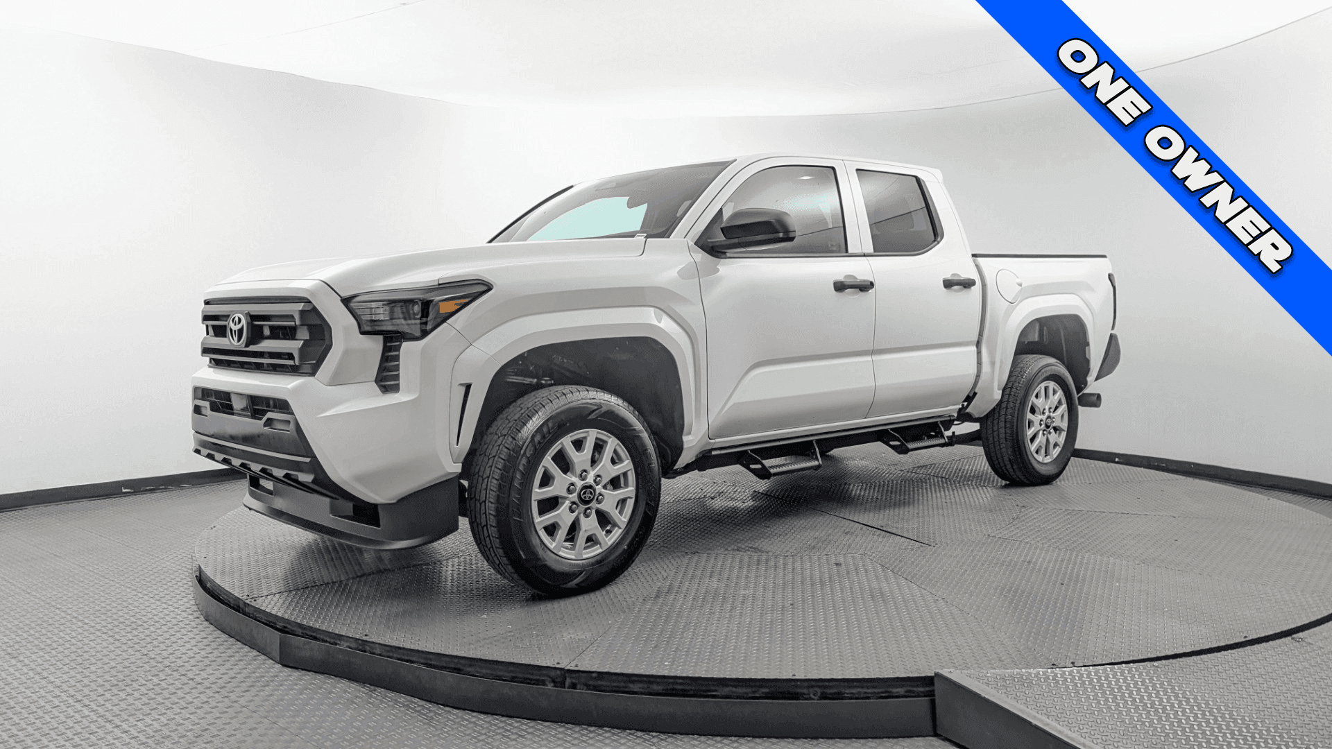 2024 TOYOTA TACOMA 2WD SR photo 1