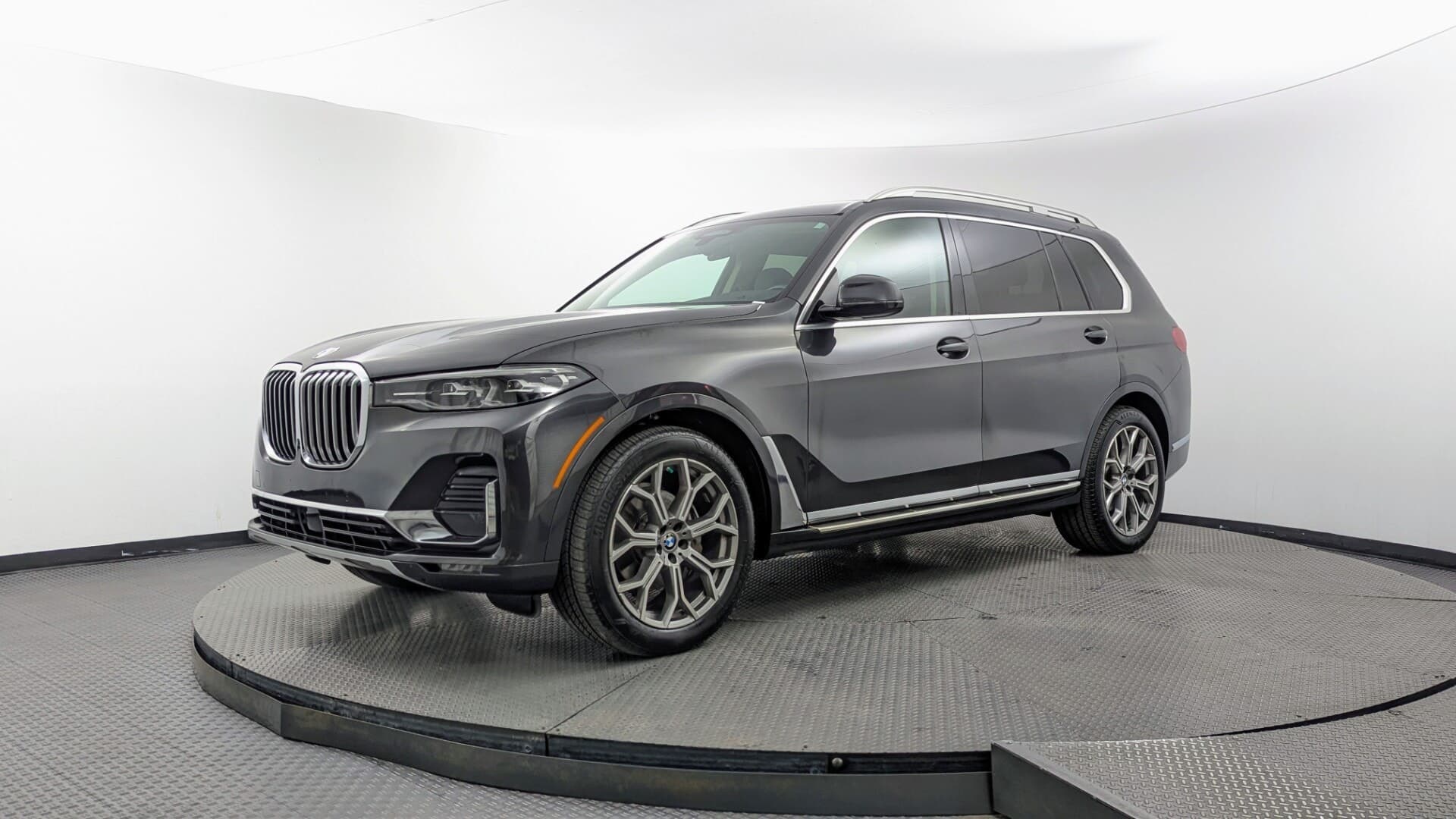 2021 BMW X7