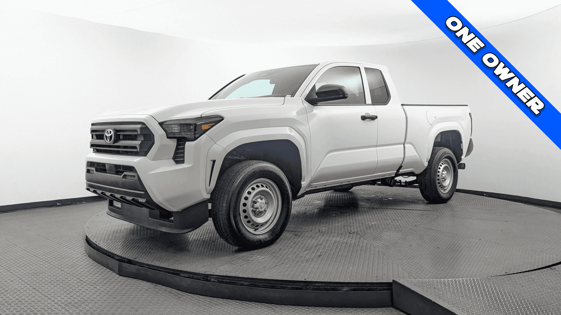 2024 TOYOTA TACOMA 2WD SR photo 1