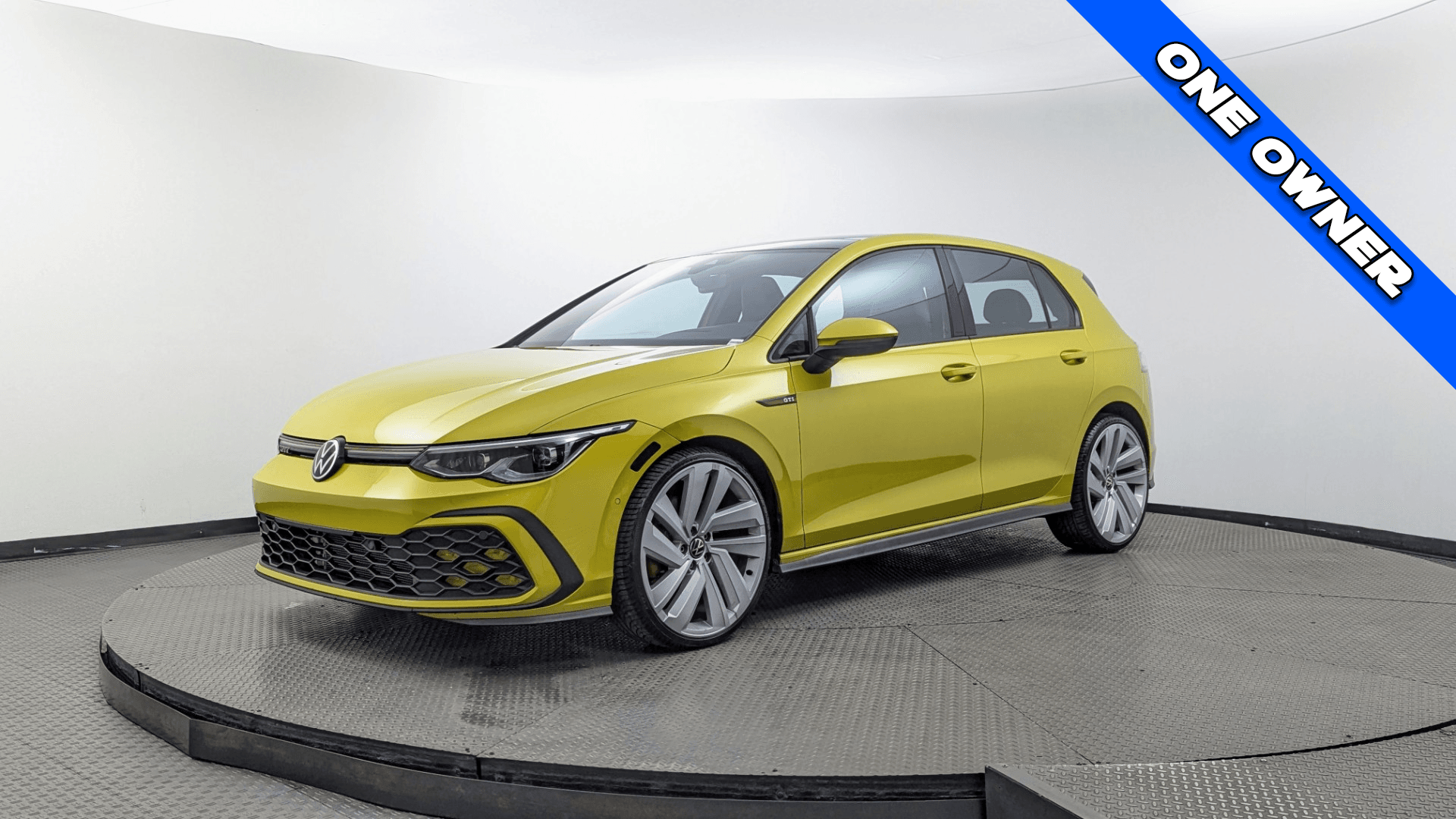 2022 VOLKSWAGEN GOLF GTI