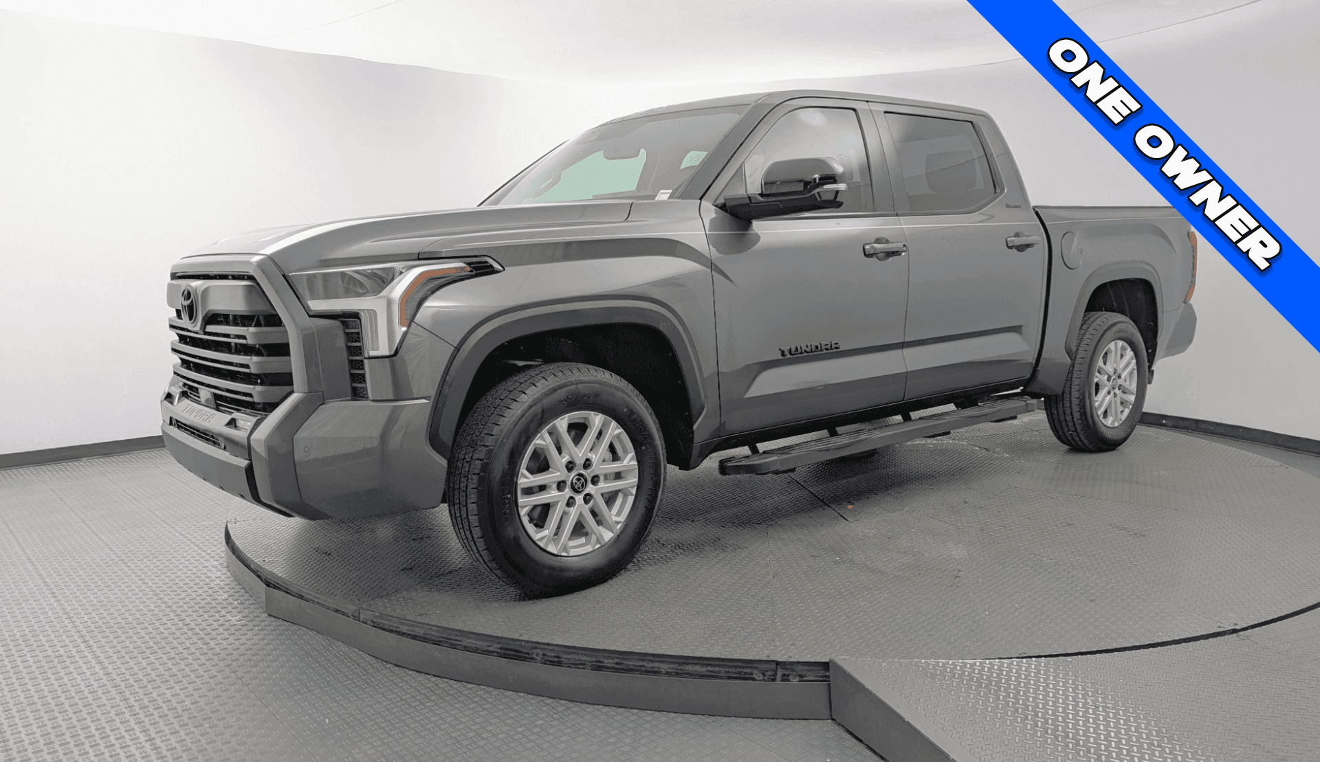 2024 TOYOTA TUNDRA 4WD