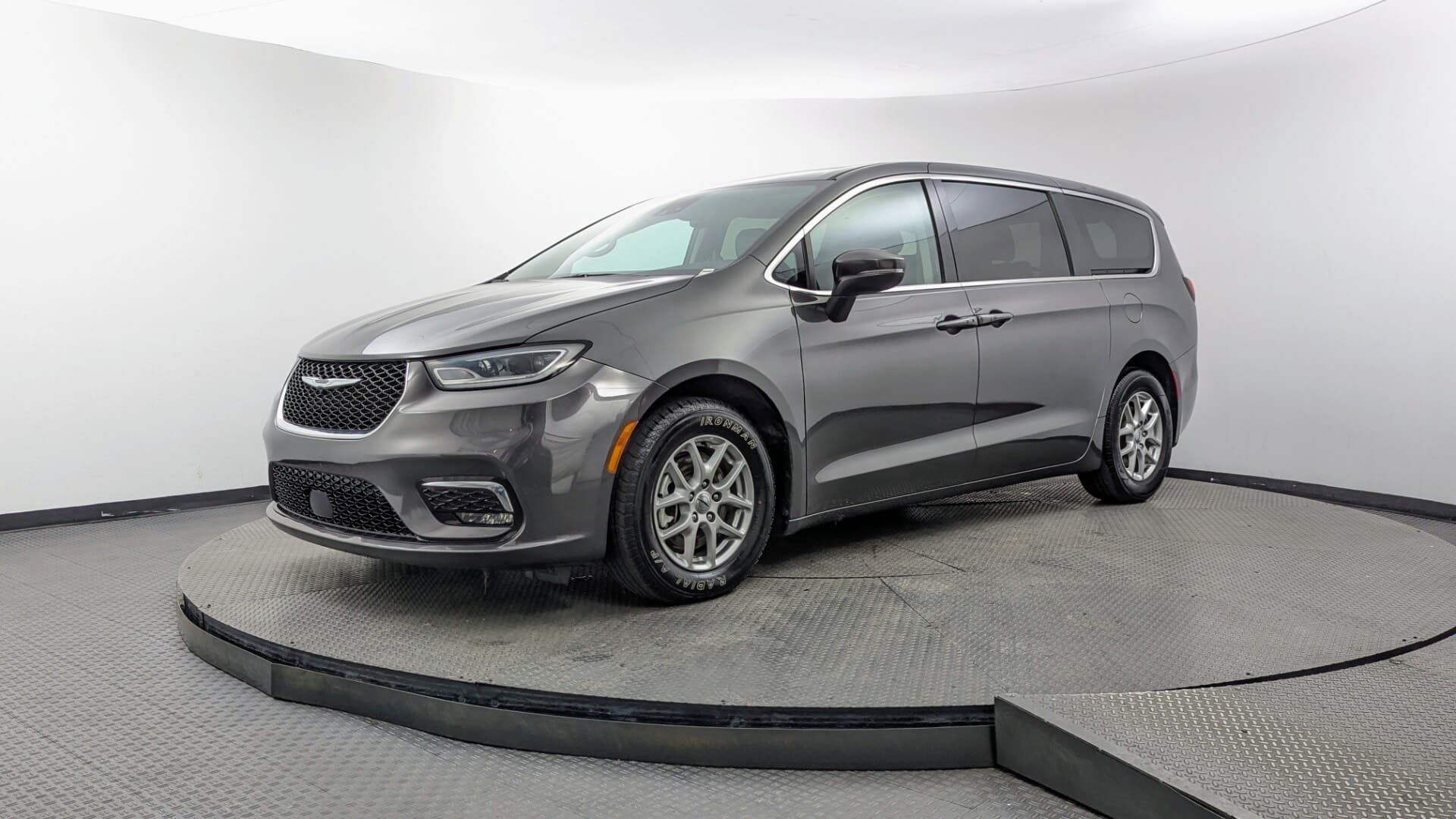 2023 CHRYSLER PACIFICA