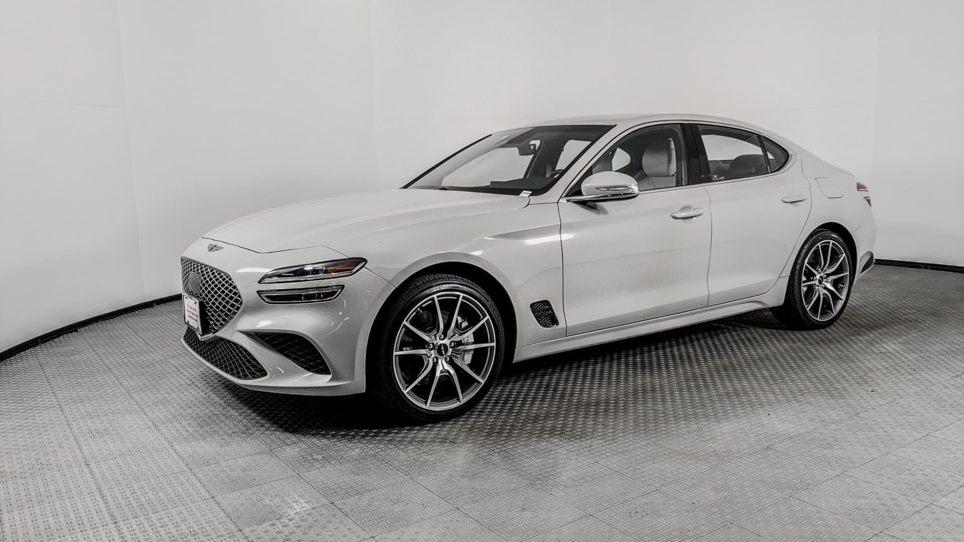 2025 GENESIS G70