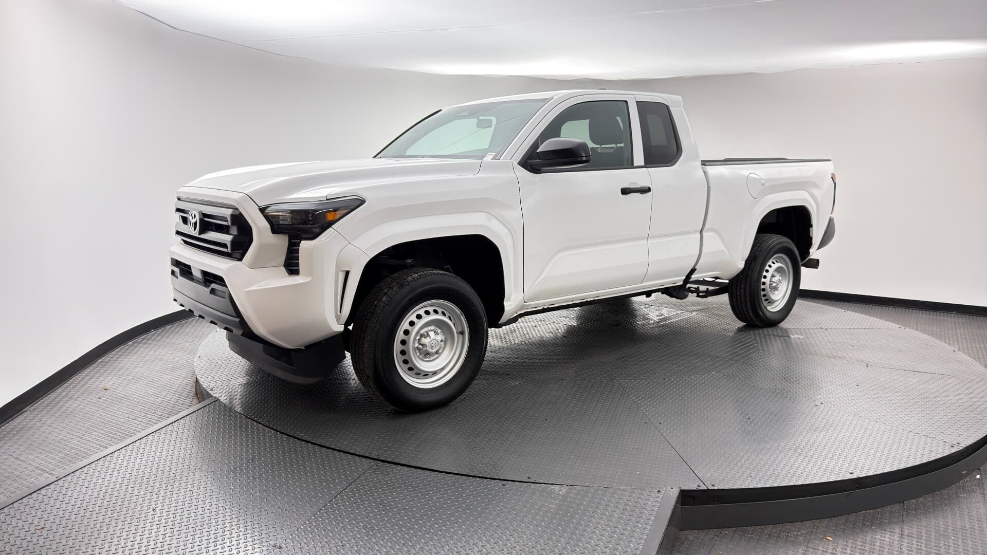 2025 TOYOTA TACOMA 2WD SR photo 1