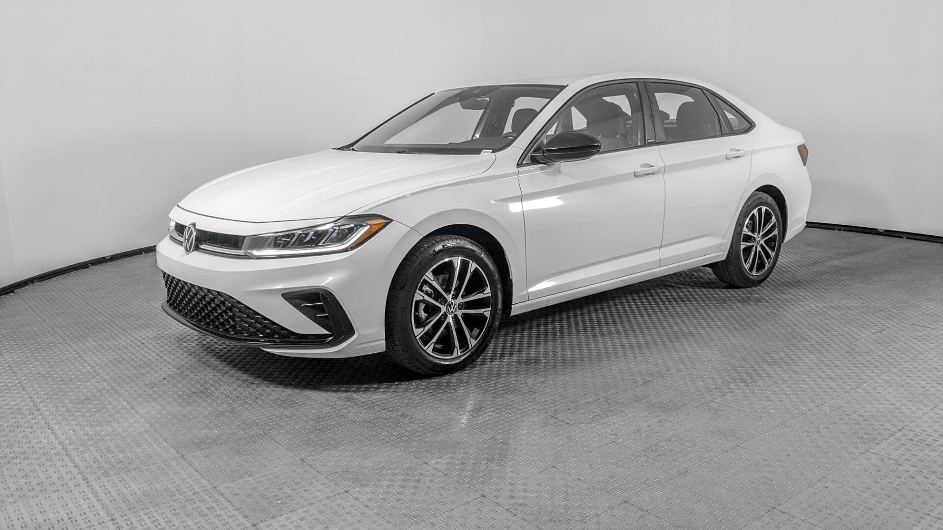 2025 VOLKSWAGEN JETTA
