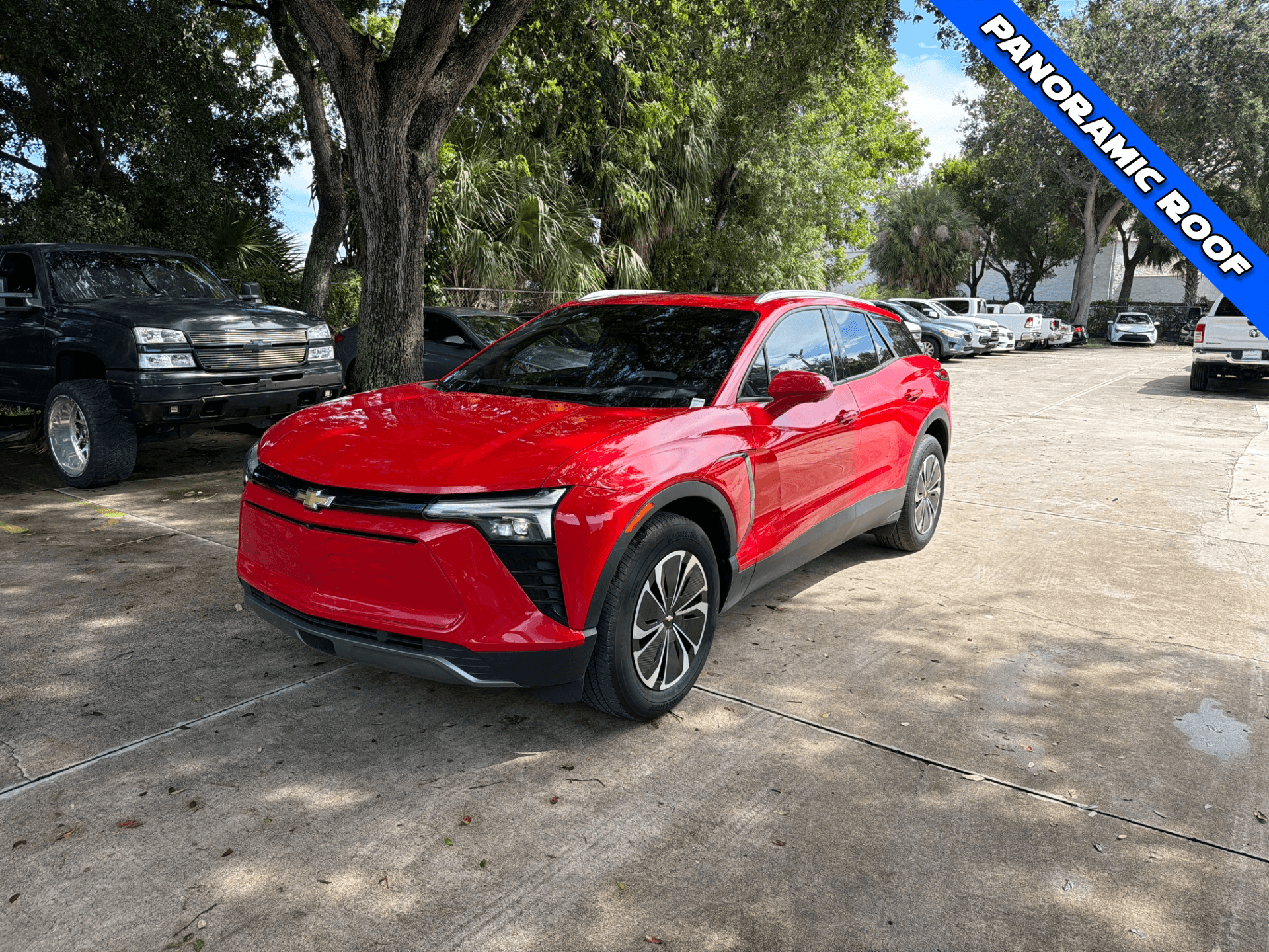 2024 CHEVROLET BLAZER EV EAWD LT photo 1
