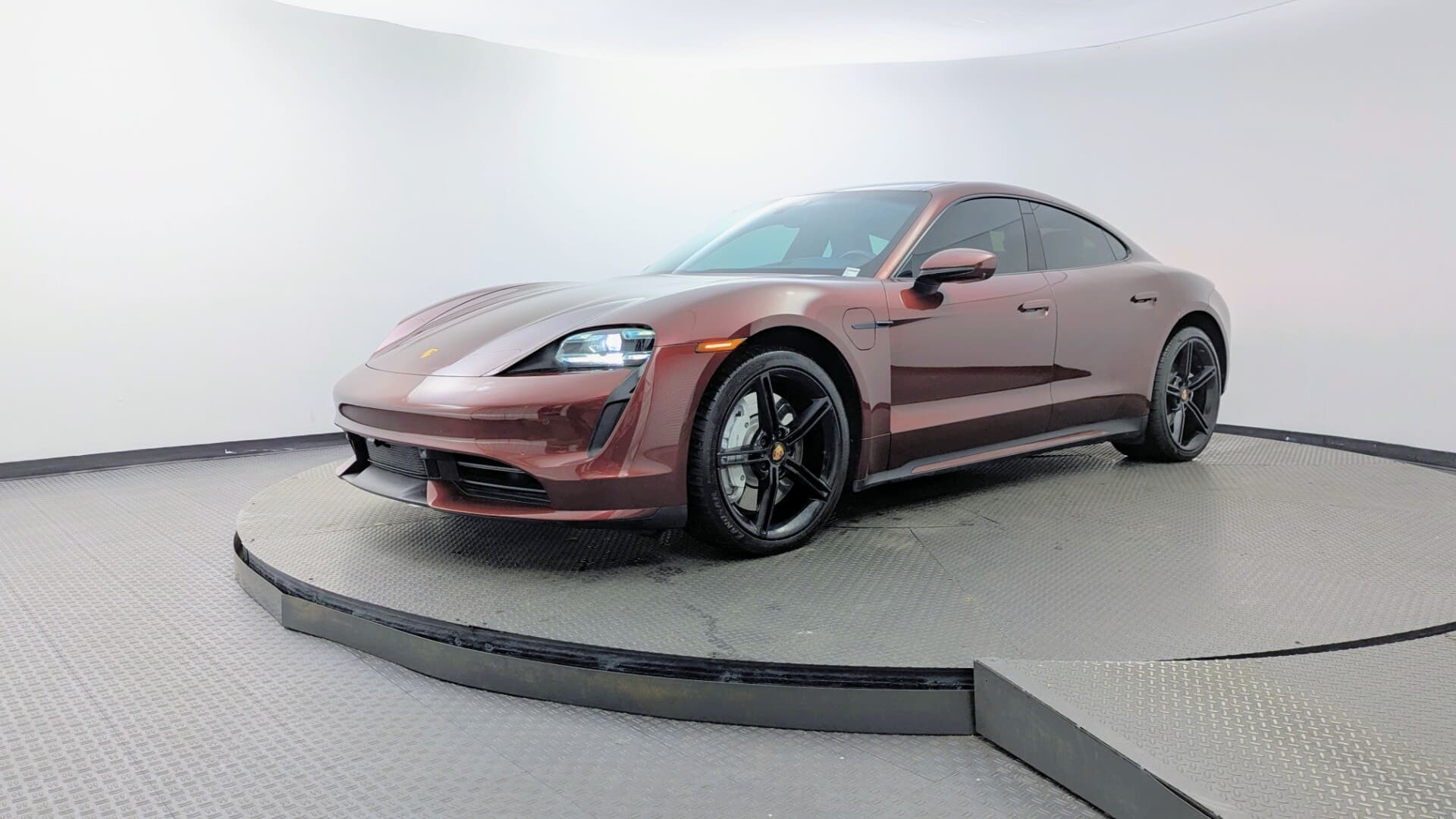 2021 PORSCHE TAYCAN